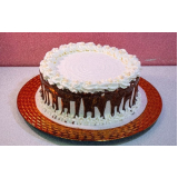 bolo de aniversário recheado com chocolate branco preço Jardim Vieira de Carvalho