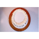 bolo de aniversário recheado com chocolate branco Vila Paulicéia