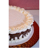 bolo de festa de aniversário valor Barro Branco