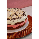bolo de pão de ló de morango valor Parque Vitoria