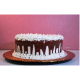 encomenda de bolo de aniversário recheado com chocolate branco Imirim